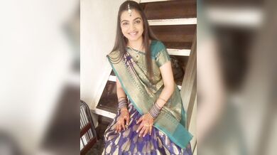 Sexy indian housewife nude strip show on webcam