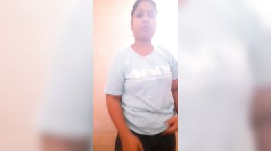 Indian milf nayana hot nude undressing video
